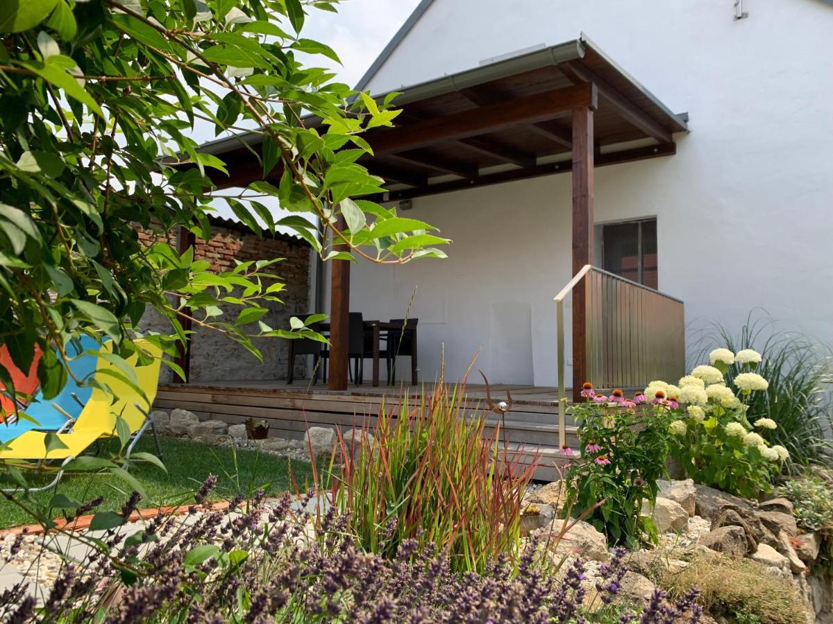 Ferienhaus Beim Turm Breitenbrunn am Neusiedler See Esterno foto