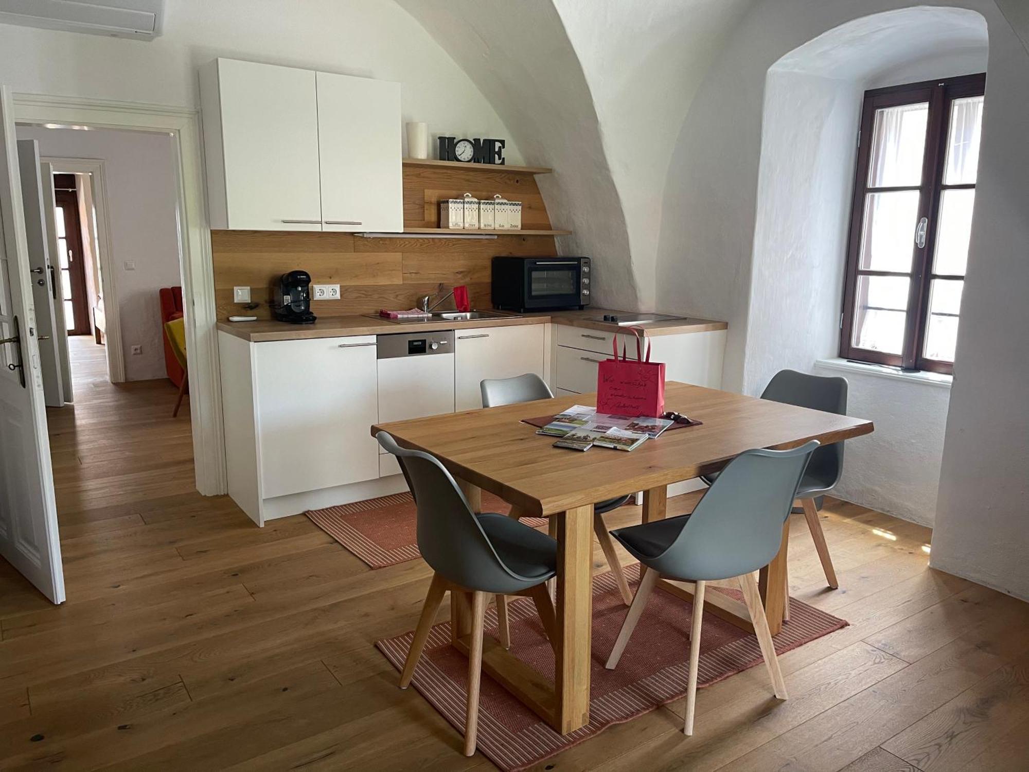Ferienhaus Beim Turm Breitenbrunn am Neusiedler See Esterno foto